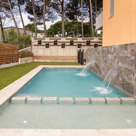 L' Escala Albana Apartaments Turistics מראה חיצוני תמונה