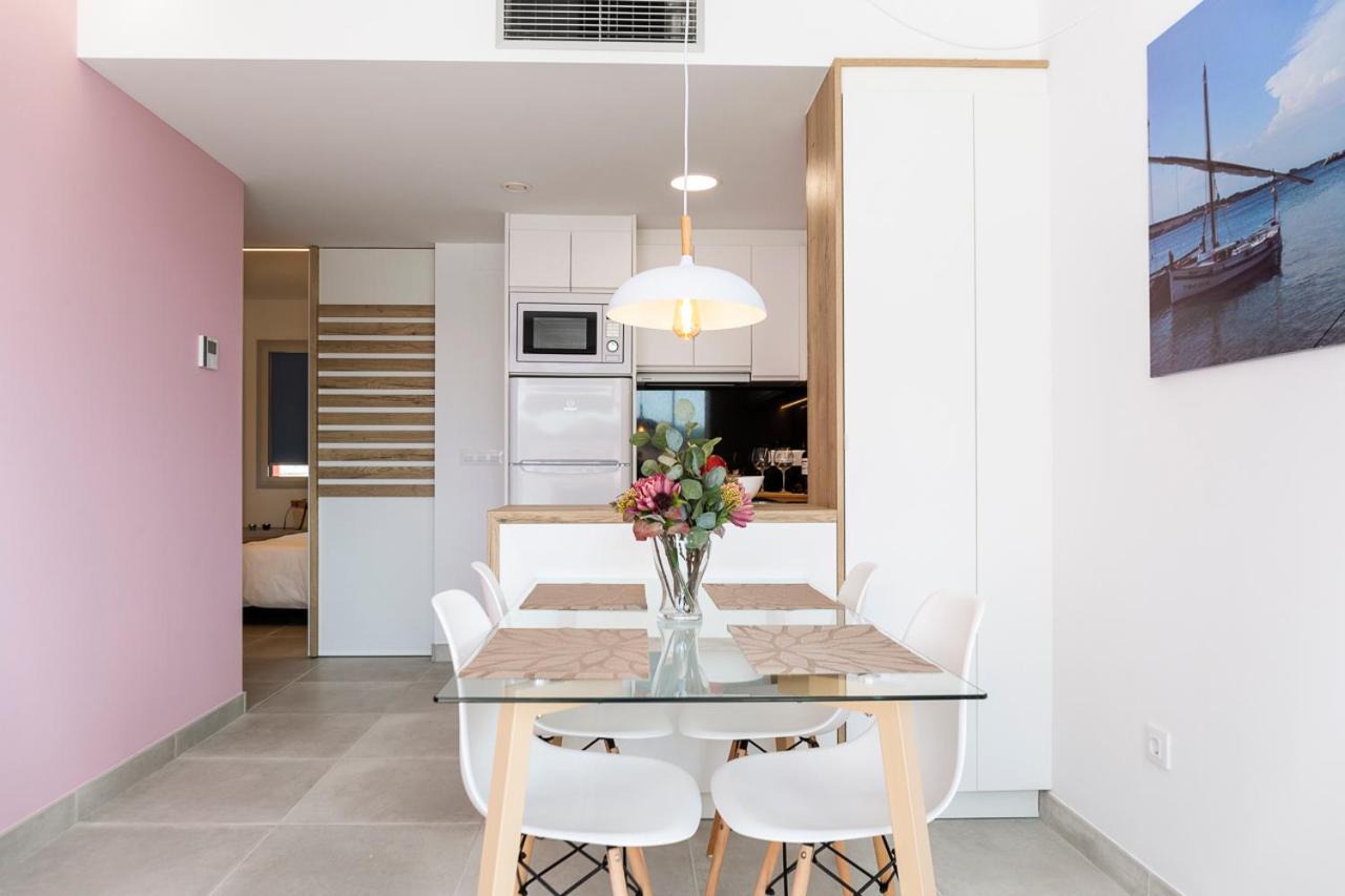 L' Escala Albana Apartaments Turistics מראה חיצוני תמונה