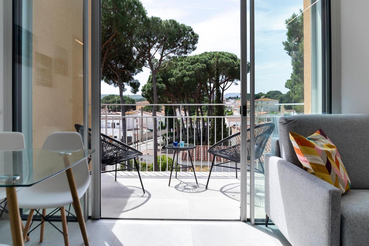 L' Escala Albana Apartaments Turistics מראה חיצוני תמונה