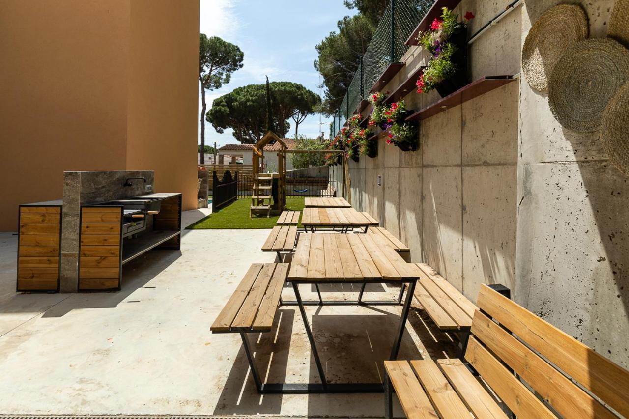 L' Escala Albana Apartaments Turistics מראה חיצוני תמונה